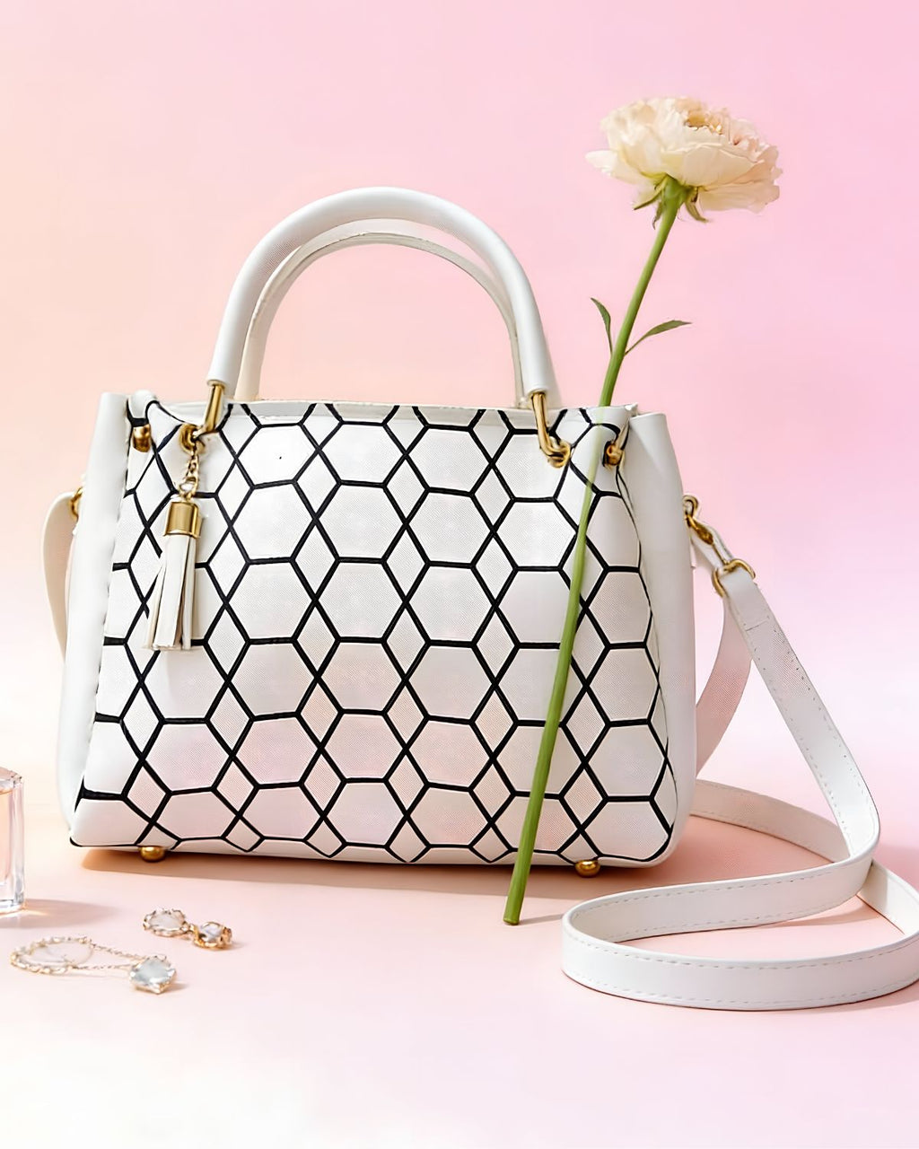 Elegant White Geometric Bag for Women's