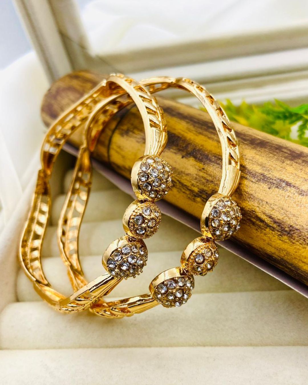 Fancy Beautiful Gold Plated 2 Peice Zircon Bangles